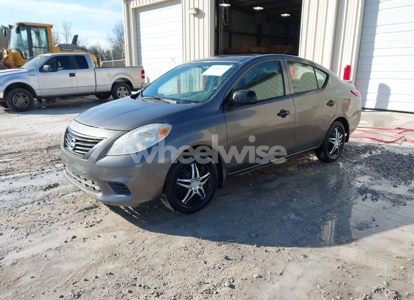 Photo 2 of 2014 Nissan Versa 1.6 S+ (VIN 3N1CN7AP4EL844848)