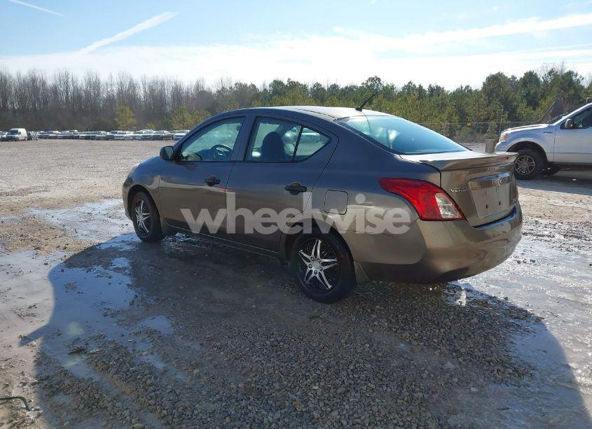 Photo 3 of 2014 Nissan Versa 1.6 S+ (VIN 3N1CN7AP4EL844848)