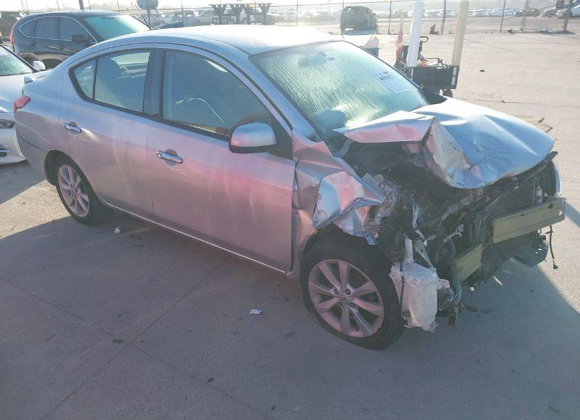 2014 Nissan Versa 1.6 SL (VIN 3N1CN7AP4EL848365) main photo