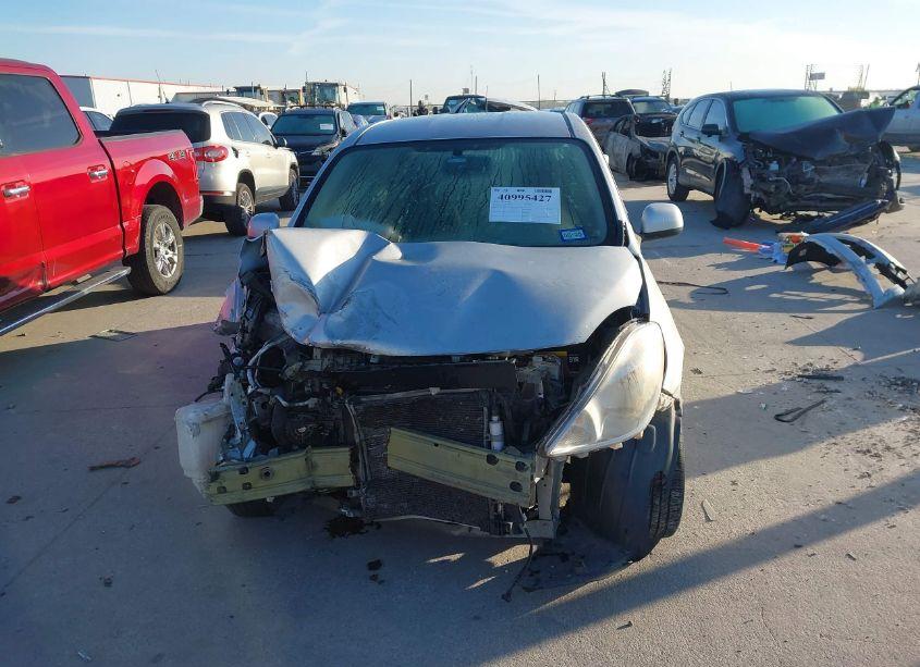 Photo 13 of 2014 Nissan Versa 1.6 SL (VIN 3N1CN7AP4EL848365)