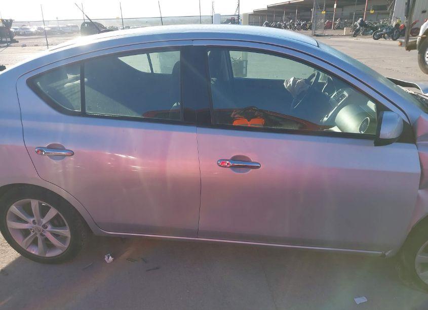Photo 14 of 2014 Nissan Versa 1.6 SL (VIN 3N1CN7AP4EL848365)