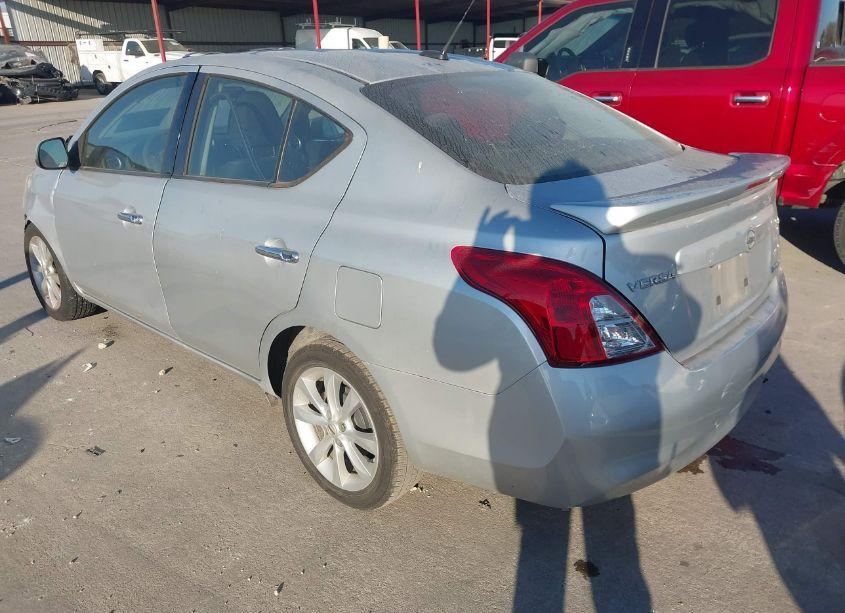 Photo 3 of 2014 Nissan Versa 1.6 SL (VIN 3N1CN7AP4EL848365)