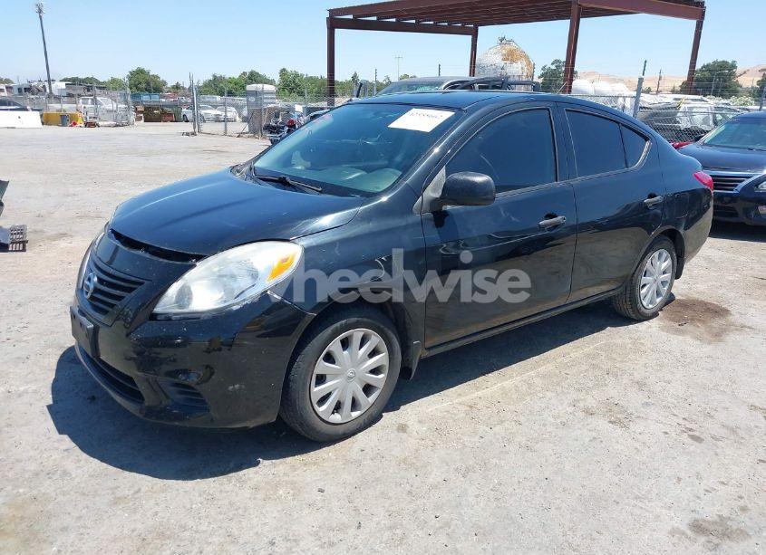 Photo 2 of 2014 Nissan Versa 1.6 S (VIN 3N1CN7AP4EL853078)