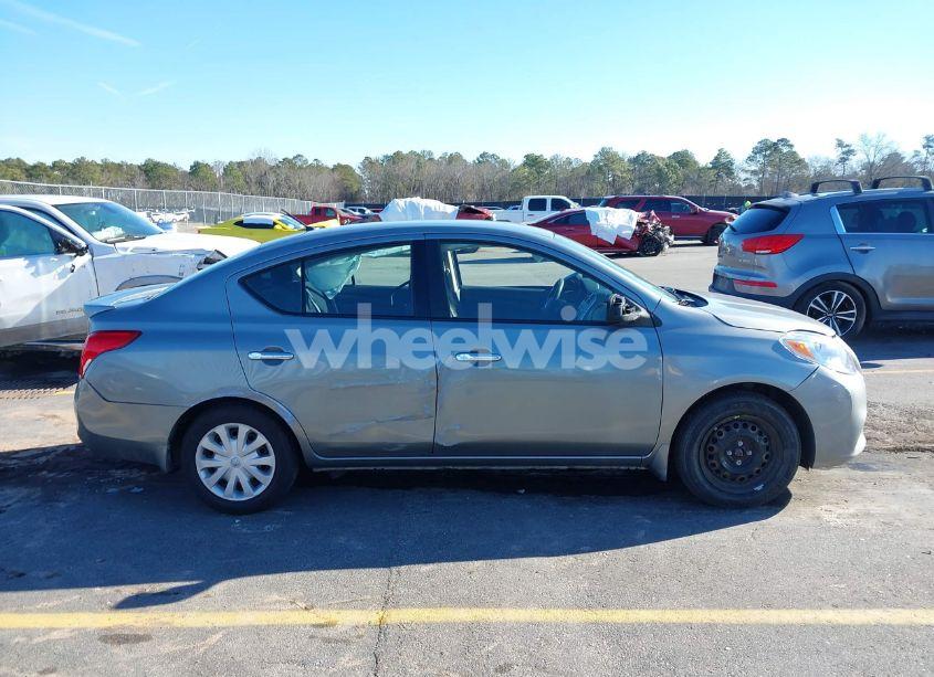 Photo 13 of 2014 Nissan Versa 1.6 S/1.6 S+/1.6 SL/1.6 SV (VIN 3N1CN7AP4EL862427)