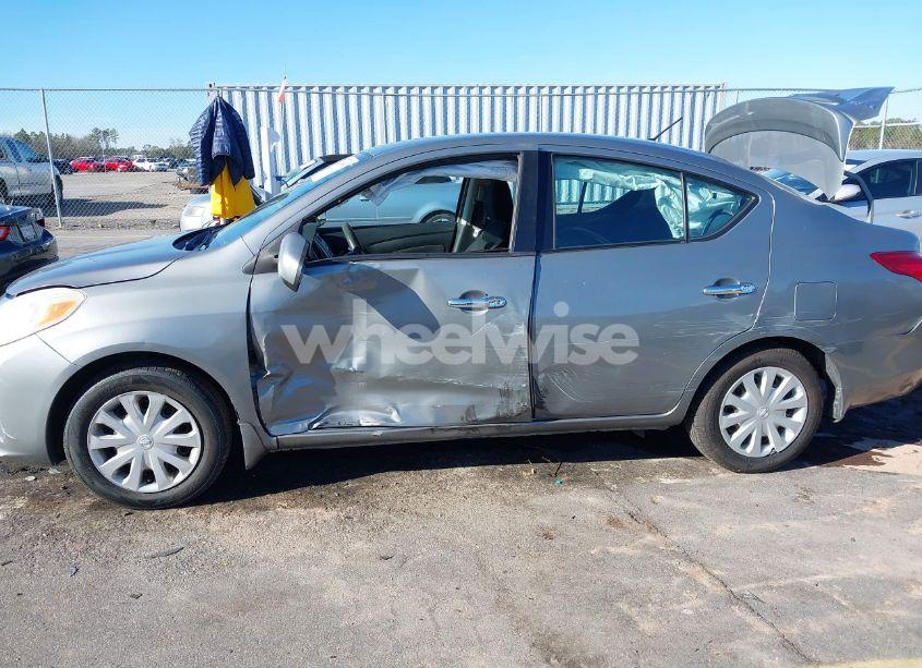 Photo 6 of 2014 Nissan Versa 1.6 S/1.6 S+/1.6 SL/1.6 SV (VIN 3N1CN7AP4EL862427)