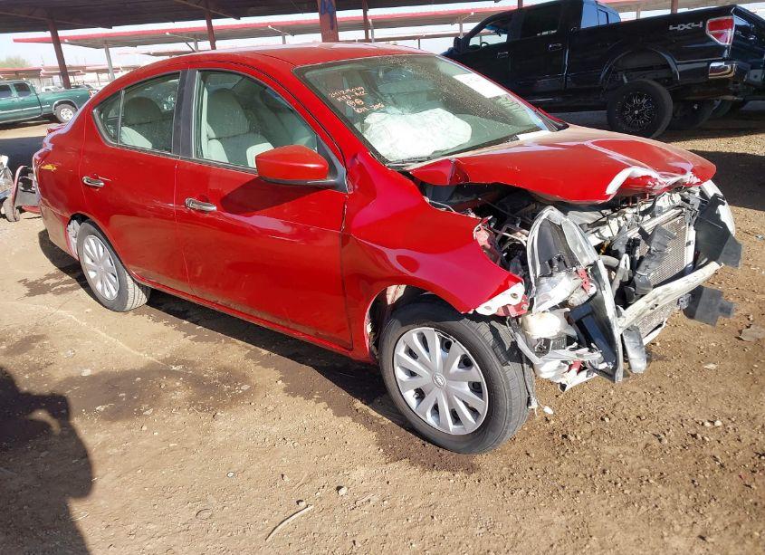 2015 Nissan Versa 1.6 S/1.6 S+/1.6 SL/1.6 SV (VIN 3N1CN7AP4FL803444) main photo