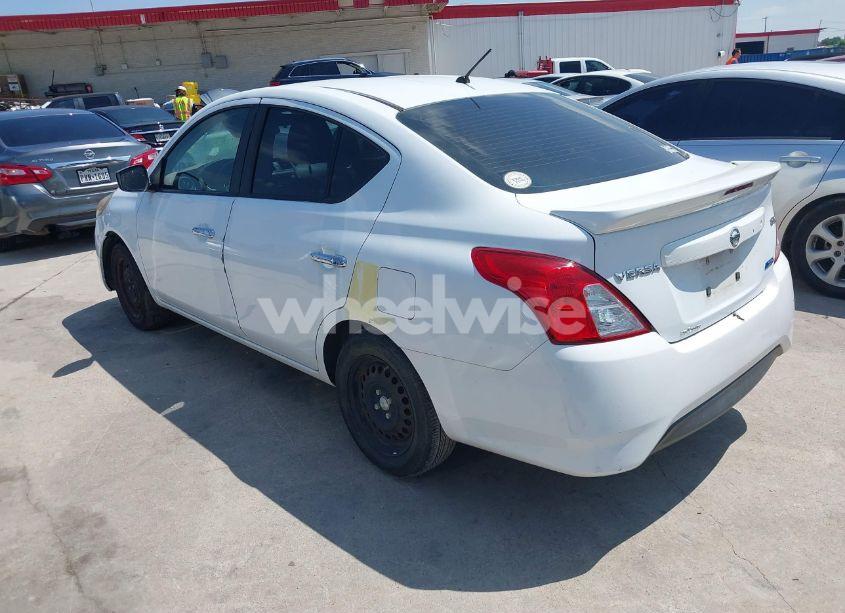 Photo 3 of 2015 Nissan Versa 1.6 S/1.6 S+/1.6 SL/1.6 SV (VIN 3N1CN7AP4FL812287)