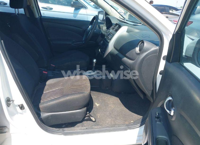 Photo 5 of 2015 Nissan Versa 1.6 S/1.6 S+/1.6 SL/1.6 SV (VIN 3N1CN7AP4FL812287)