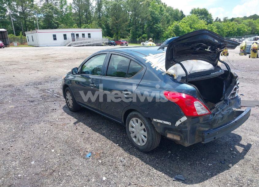 Photo 3 of 2015 Nissan Versa S/S PLUS/SV/SL (VIN 3N1CN7AP4FL833091)