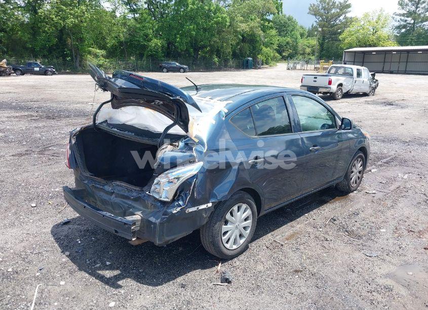 Photo 4 of 2015 Nissan Versa S/S PLUS/SV/SL (VIN 3N1CN7AP4FL833091)