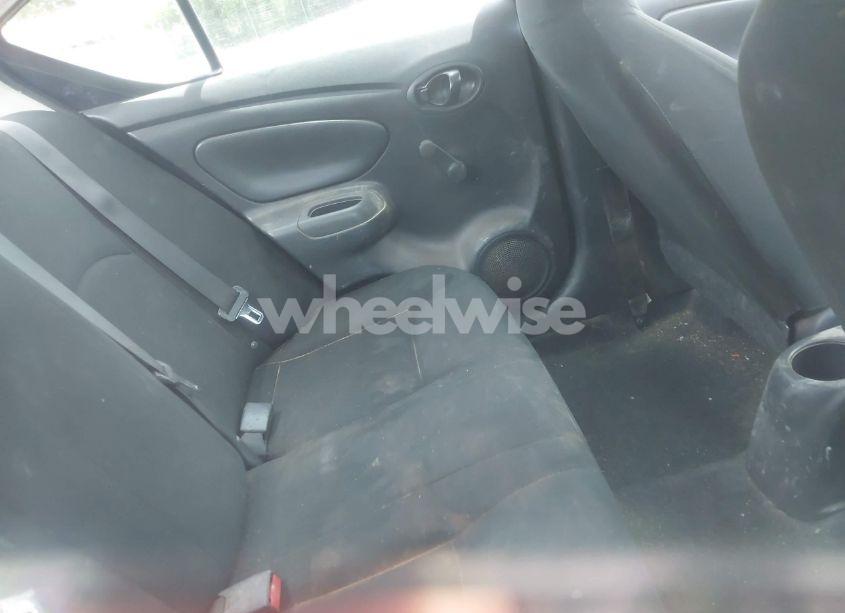 Photo 8 of 2015 Nissan Versa S/S PLUS/SV/SL (VIN 3N1CN7AP4FL833091)