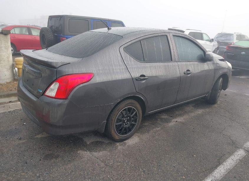 Photo 4 of 2015 Nissan Versa 1.6 S+ (VIN 3N1CN7AP4FL841949)