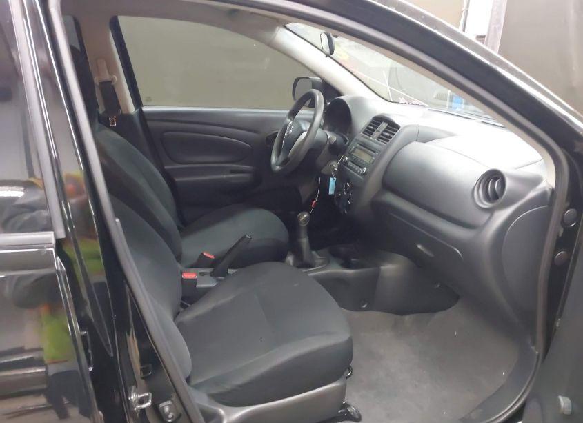 Photo 5 of 2015 Nissan Versa 1.6 S (VIN 3N1CN7AP4FL844334)