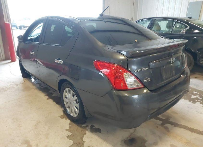 Photo 3 of 2015 Nissan Versa 1.6 SV (VIN 3N1CN7AP4FL867855)
