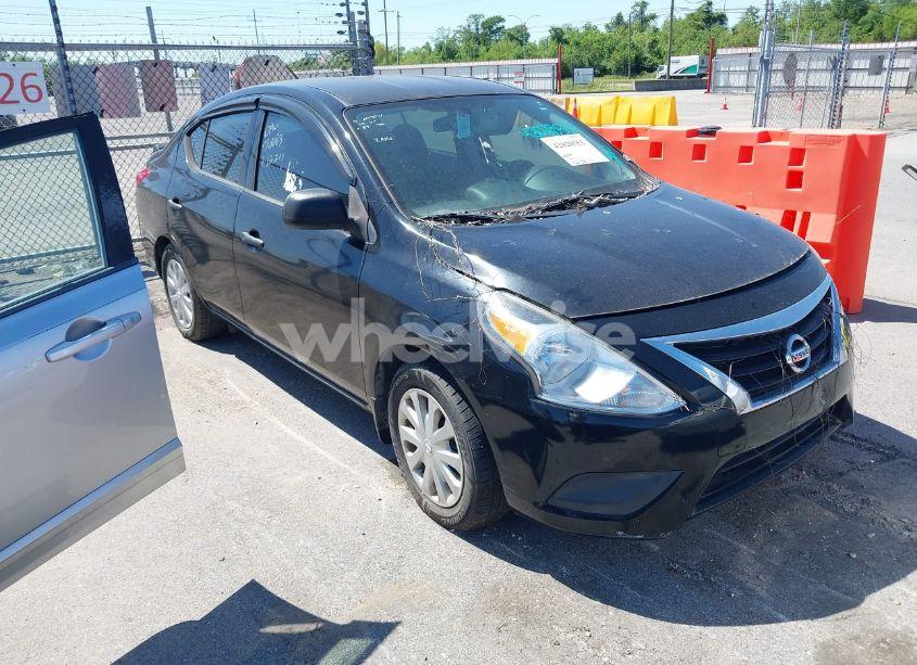 2015 Nissan Versa 1.6 S+ (VIN 3N1CN7AP4FL892576) main photo