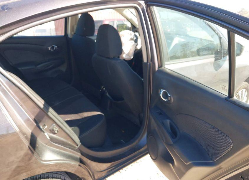 Photo 8 of 2015 Nissan Versa 1.6 SV (VIN 3N1CN7AP4FL895638)