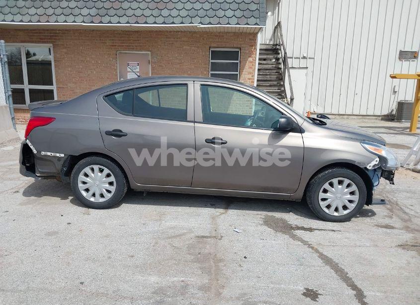 Photo 14 of 2015 Nissan Versa 1.6 S+ (VIN 3N1CN7AP4FL914897)