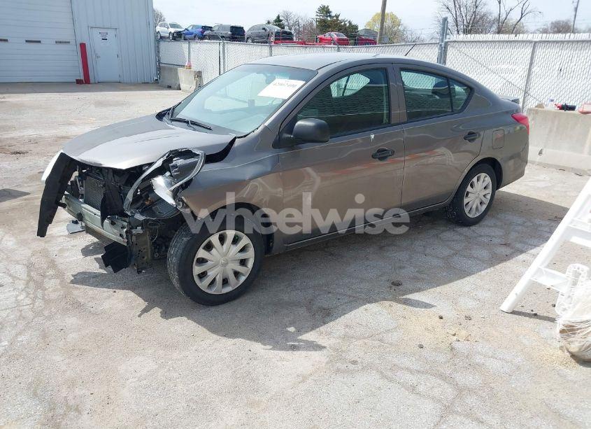 Photo 2 of 2015 Nissan Versa 1.6 S+ (VIN 3N1CN7AP4FL914897)