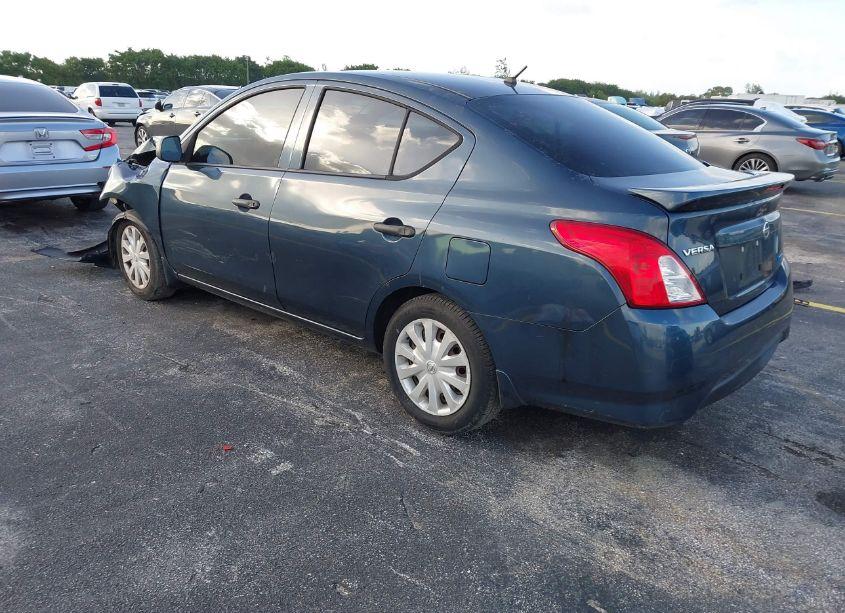 Photo 3 of 2015 Nissan Versa 1.6 S+ (VIN 3N1CN7AP4FL923390)