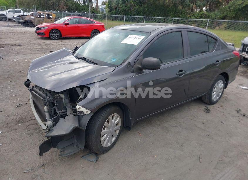 Photo 2 of 2015 Nissan Versa 1.6 S+ (VIN 3N1CN7AP4FL946538)