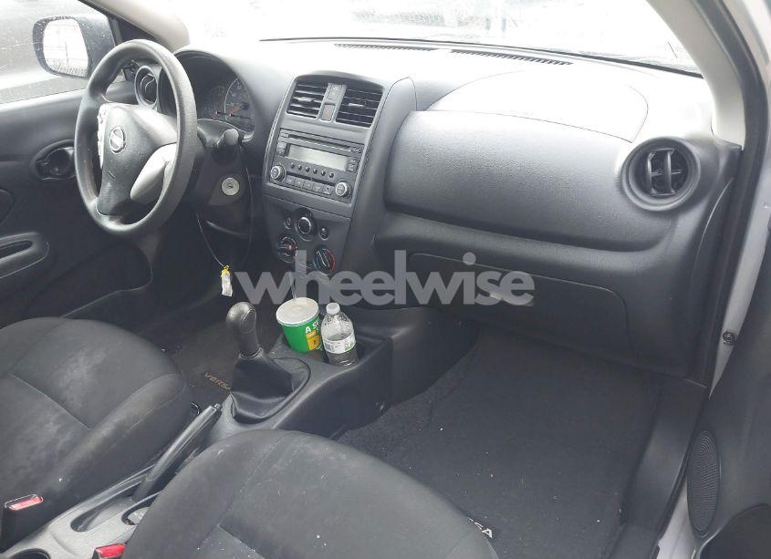 Photo 5 of 2015 Nissan Versa 1.6 S (VIN 3N1CN7AP4FL955630)