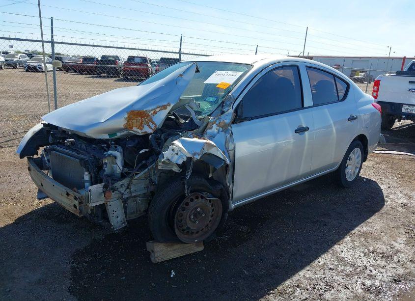 Photo 2 of 2016 Nissan Versa 1.6 S (VIN 3N1CN7AP4GL839734)