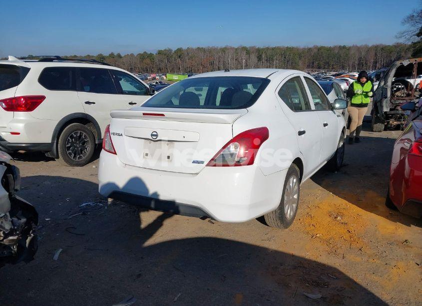 Photo 4 of 2016 Nissan Versa 1.6 S+ (VIN 3N1CN7AP4GL859823)