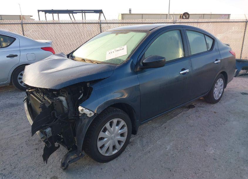 Photo 2 of 2016 Nissan Versa 1.6 SV (VIN 3N1CN7AP4GL865945)