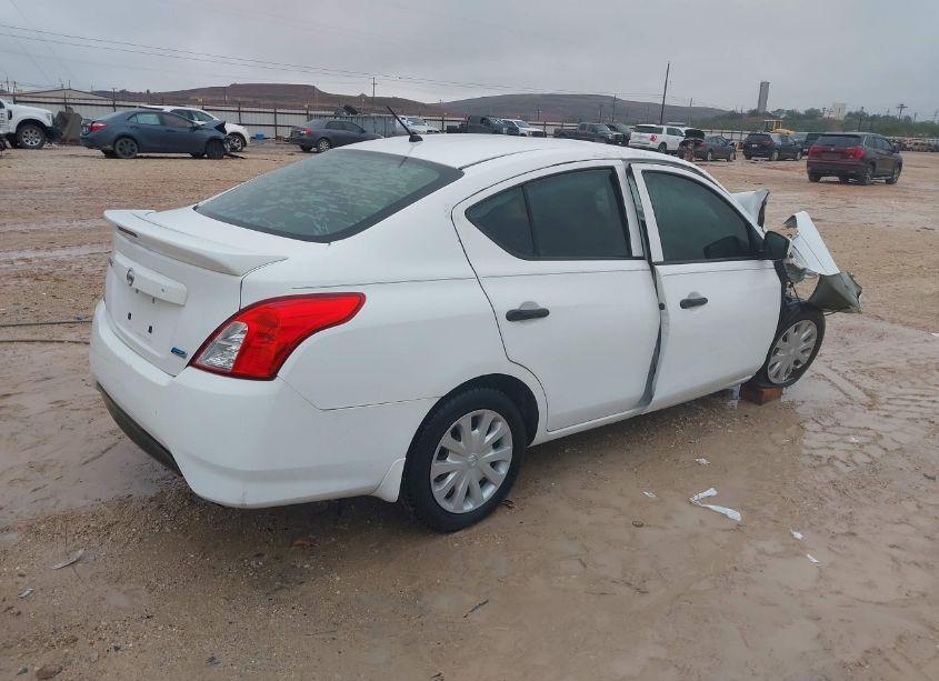 Photo 4 of 2016 Nissan Versa 1.6 S+ (VIN 3N1CN7AP4GL884107)