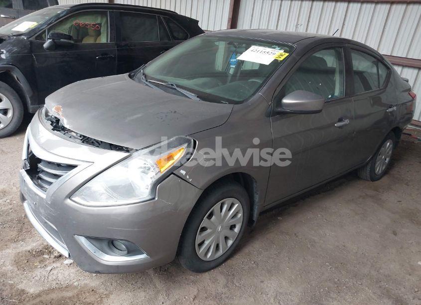 Photo 2 of 2016 Nissan Versa 1.6 SV (VIN 3N1CN7AP4GL897701)