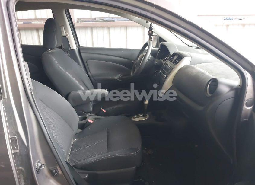 Photo 5 of 2016 Nissan Versa 1.6 SV (VIN 3N1CN7AP4GL897701)