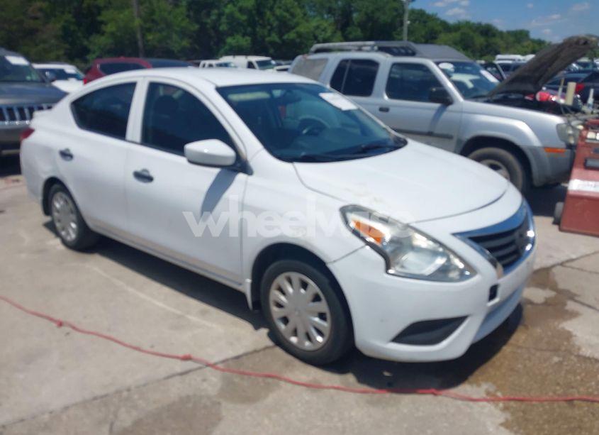 2016 Nissan Versa 1.6 S+ (VIN 3N1CN7AP4GL899822) main photo