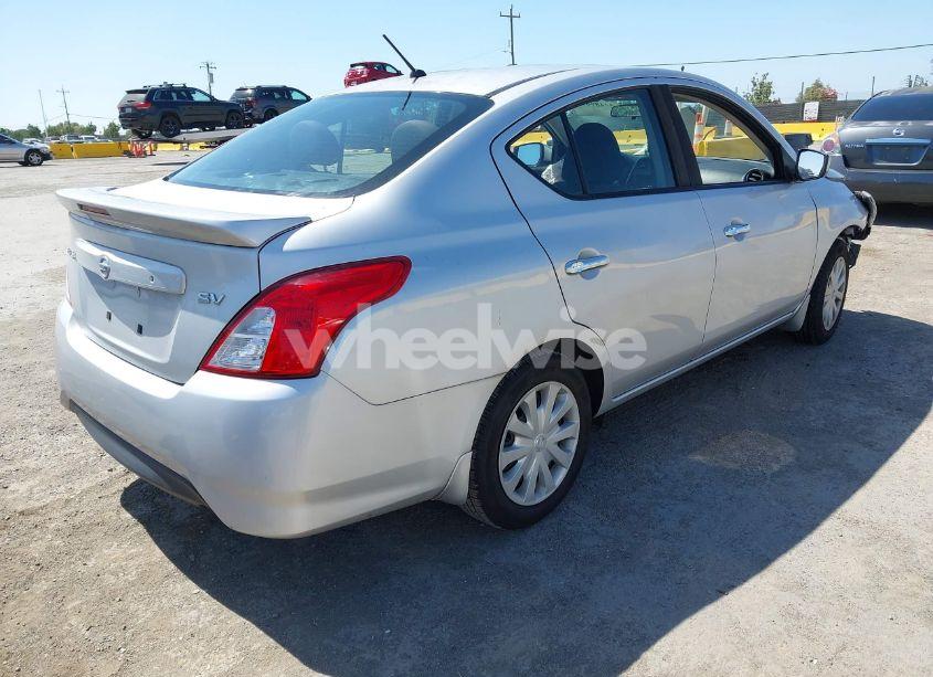 Photo 4 of 2016 Nissan Versa 1.6 SV (VIN 3N1CN7AP4GL917638)