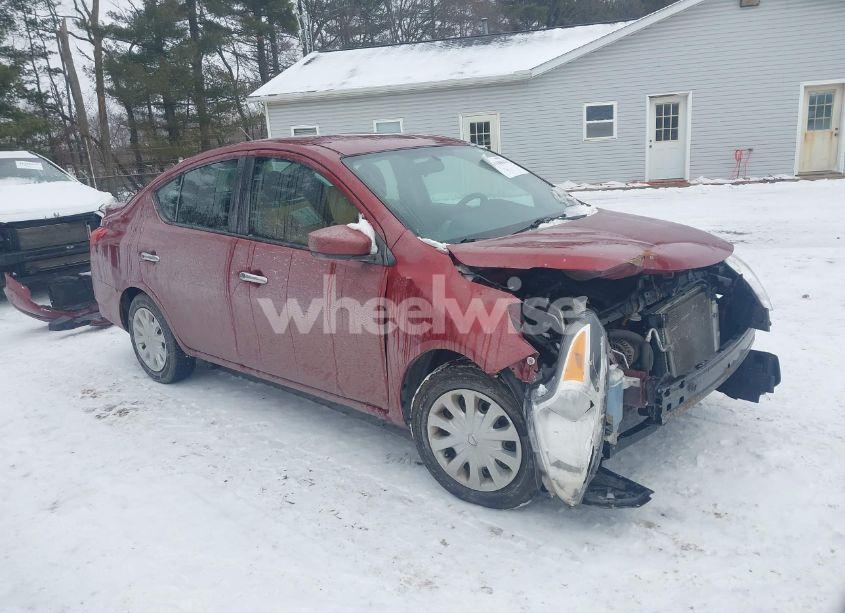 2017 Nissan Versa 1.6 SV (VIN 3N1CN7AP4HK462720) main photo