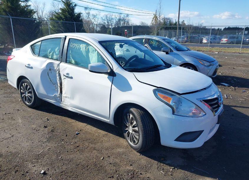 2017 Nissan Versa 1.6 S/1.6 S+/1.6 SL/1.6 SV (VIN 3N1CN7AP4HL803186) main photo