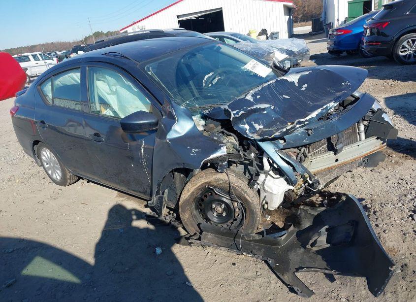 2017 Nissan Versa 1.6 S+ (VIN 3N1CN7AP4HL856227) main photo