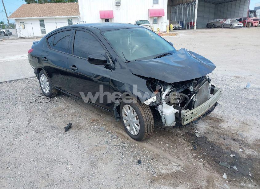 2017 Nissan Versa 1.6 S+ (VIN 3N1CN7AP4HL892838) main photo