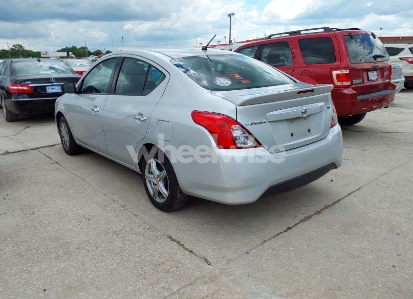Photo 3 of 2018 Nissan Versa 1.6 SV (VIN 3N1CN7AP4JK396756)