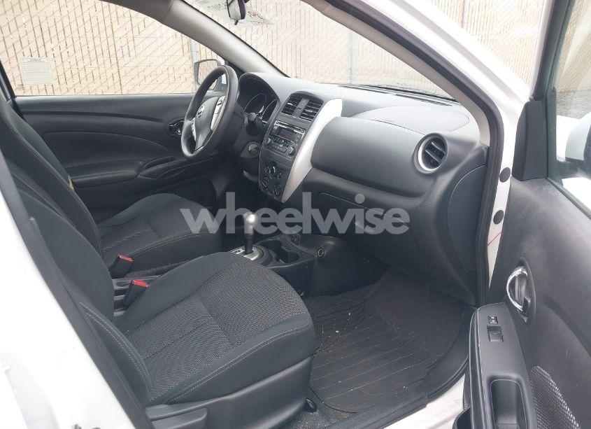 Photo 5 of 2018 Nissan Versa 1.6 SV (VIN 3N1CN7AP4JK410056)