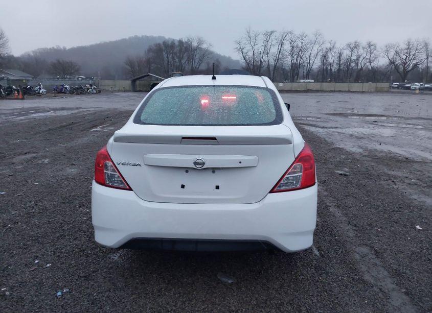 Photo 16 of 2018 Nissan Versa 1.6 S+ (VIN 3N1CN7AP4JL819748)