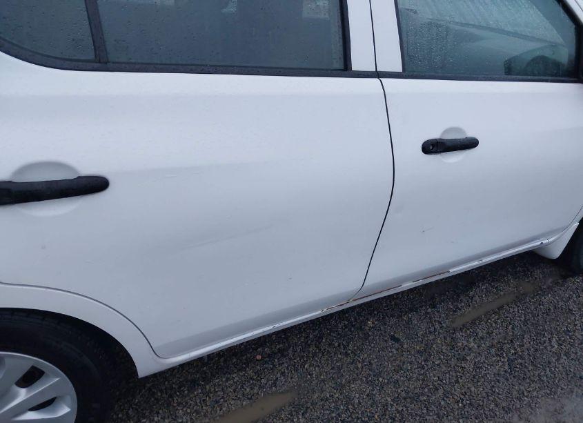 Photo 18 of 2018 Nissan Versa 1.6 S+ (VIN 3N1CN7AP4JL819748)