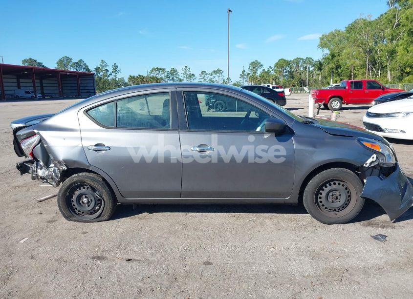 Photo 13 of 2018 Nissan Versa 1.6 SV (VIN 3N1CN7AP4JL833343)