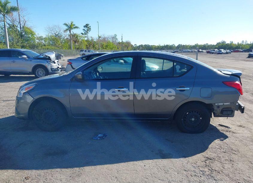 Photo 14 of 2018 Nissan Versa 1.6 SV (VIN 3N1CN7AP4JL833343)