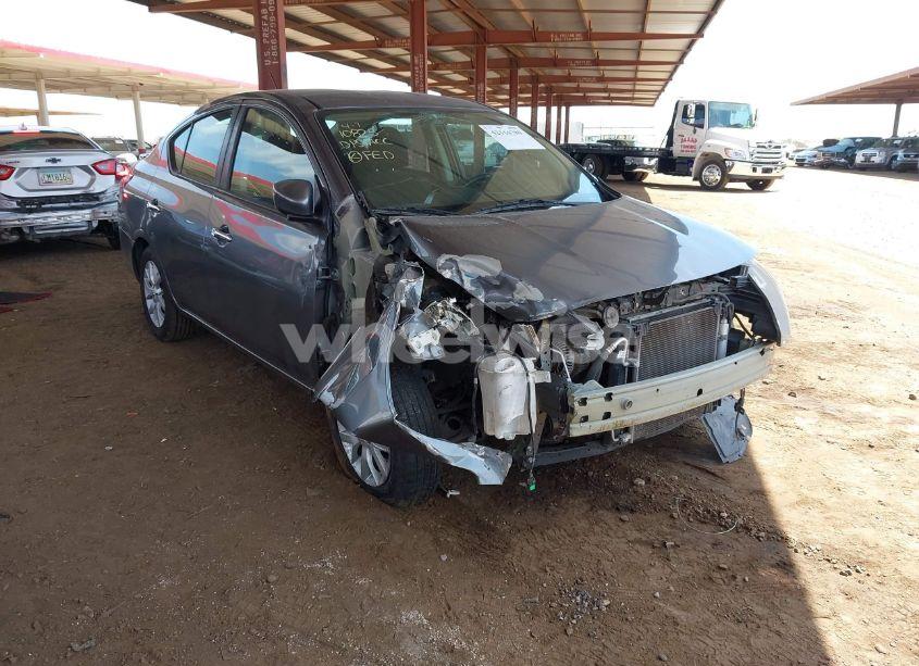 2018 Nissan Versa 1.6 SV (VIN 3N1CN7AP4JL835237) main photo