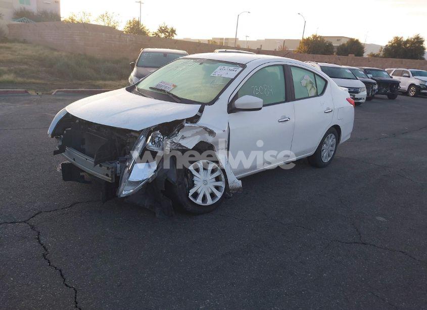 Photo 2 of 2018 Nissan Versa 1.6 SV (VIN 3N1CN7AP4JL836873)