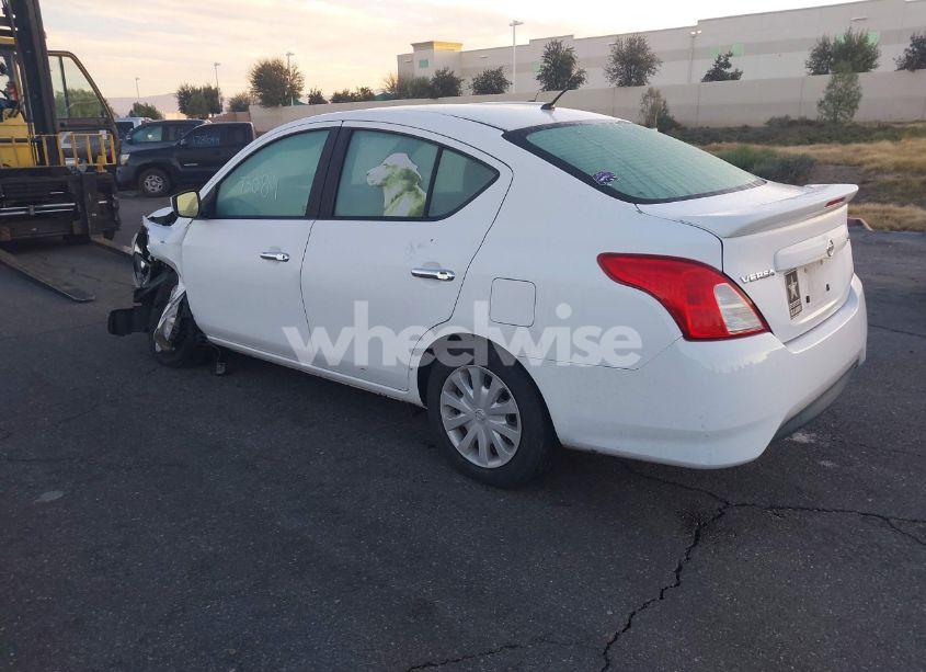Photo 3 of 2018 Nissan Versa 1.6 SV (VIN 3N1CN7AP4JL836873)