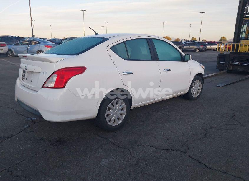 Photo 4 of 2018 Nissan Versa 1.6 SV (VIN 3N1CN7AP4JL836873)