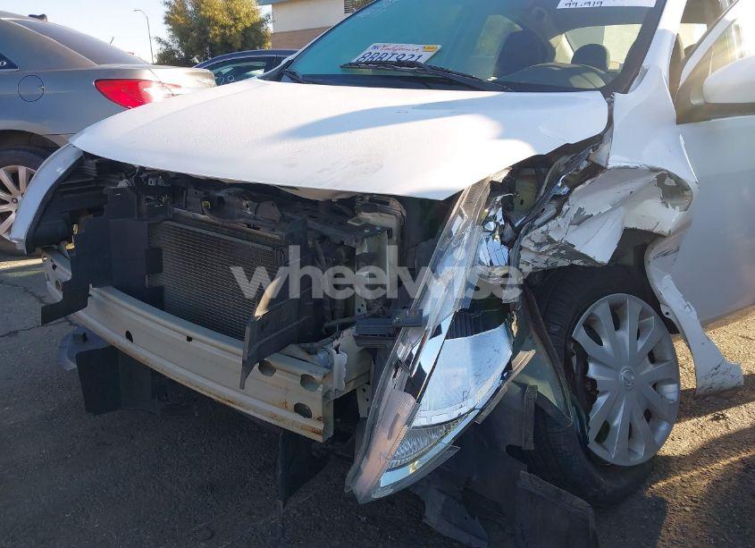 Photo 6 of 2018 Nissan Versa 1.6 SV (VIN 3N1CN7AP4JL836873)