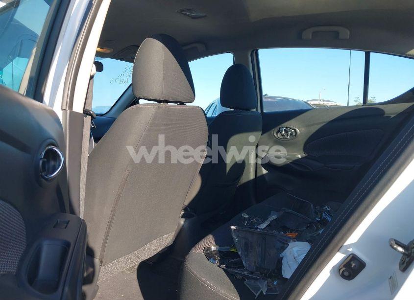 Photo 8 of 2018 Nissan Versa 1.6 SV (VIN 3N1CN7AP4JL836873)