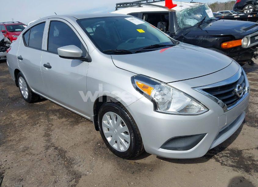 2018 Nissan Versa 1.6 S+ (VIN 3N1CN7AP4JL864043) main photo